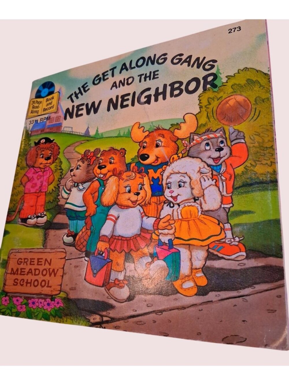 The Get Along Gang And The New Neighbor 24-Page Read-Along Book & Buena Vista 33